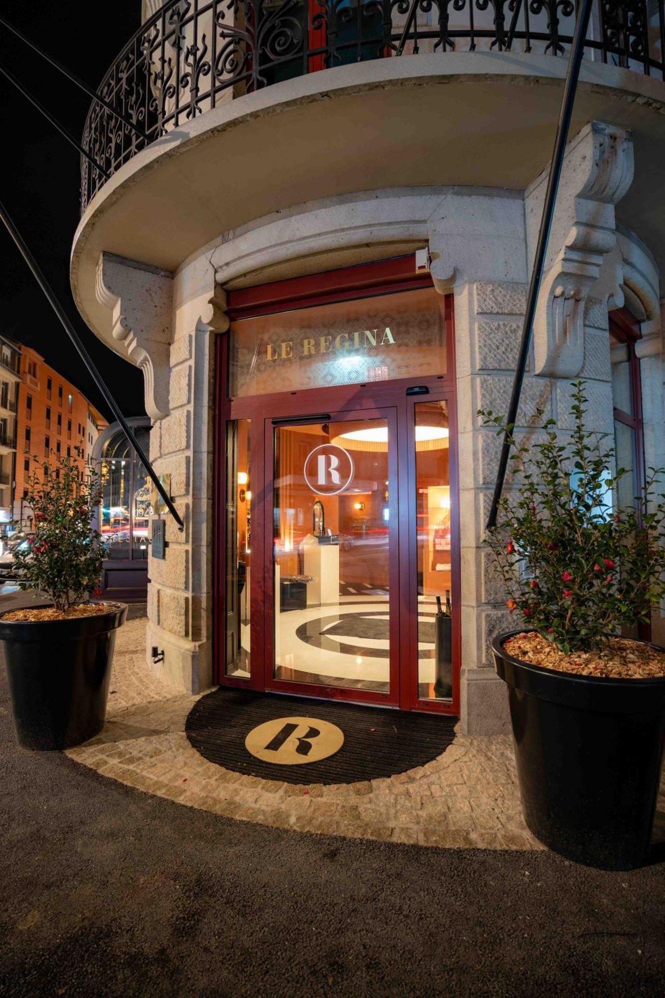 Hotel Et Restaurant Le Regina Le Puy-en-Velay Exterior foto